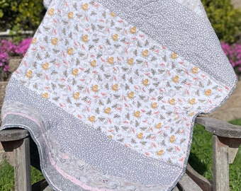Bee Quilt. Beehive Quilt, Baby Quilt, Crib Quilt, Stroller Quilt, Toddler Quilt, Grey & Pink Quilt, Handmade Quilt.