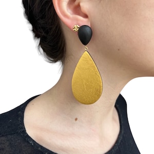 Monies style drop earrings in ebony and gold leaf, large and very light in black wood and pure gold