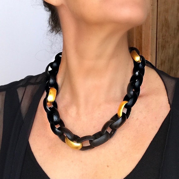 Collana in alabastro 'Viola' con perlina bianca | Artieri Alabastro