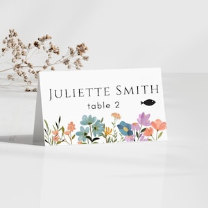 marque-places de mariage floraux imprimables avec icônes de repas - pliables, modifiables, boeuf, poulet, légumes, poisson - cartes de nom de table à faire soi-même | 2 x 3,5 pouces