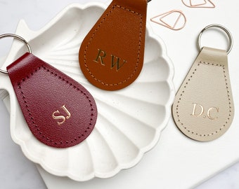 Lederen initialen sleutelhanger, gepersonaliseerde lederen sleutelhanger, sleutelhanger voor haar in bordeaux/bruin/beige, nieuw huiscadeau