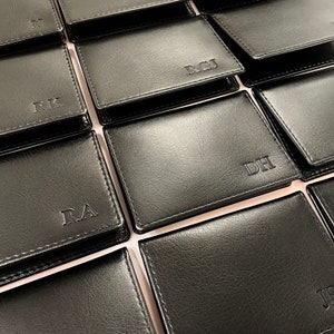 Black card holders in vegan leather, personalised with initials