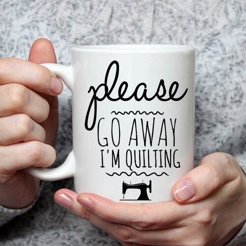 Divertida taza de café acolchada: ¡Vete ya!