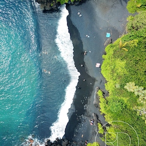 Maui Black Sand Beach 4