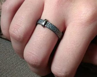 Outlander-style ring. 925 sterling silver with antique oxidation. Inspired by Claire, eternal love, and Scottish essence.