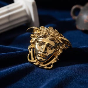 VERSACE ブローチ メンズカフリンクス & ブローチ | ヴェルサーチェ 日本