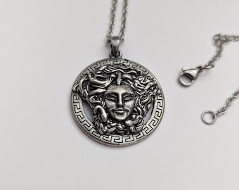 925シルバーのメデューサペンダント - Etsy 日本