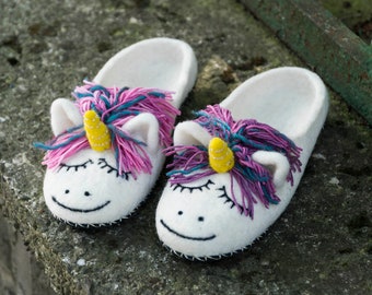 Slippers women Cute slippers Animal slippers Fuzzy slippers Gift for daughter girlfriend her Unicorn Wool shoes Hoyse slipper Cute charm