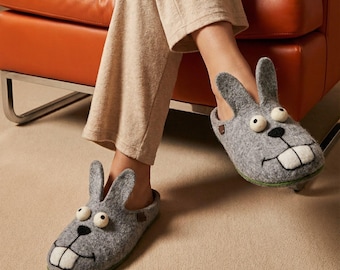 Warm Eco Wool Felted Bunny Slippers: Cozy Unisex Indoor Footwear