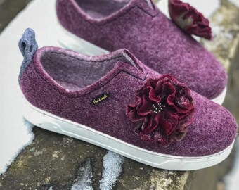 Women wool felt shoes Unique gift for her 70th birthday gift Custom shoes Cute felted wool slippers House women slippers