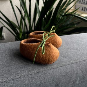 Brown Merino Wool Baby Booties: Handmade Felted Newborn Shoes