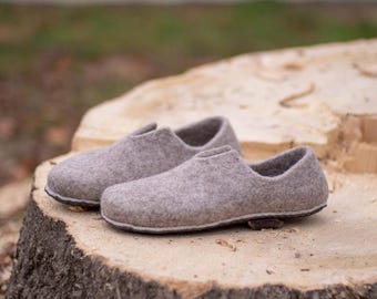Handmade Felted Wool Slippers: Minimalist Gray House Shoes
