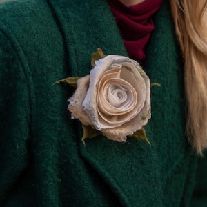 Merino Wool Felt Flower Brooch: Handmade Boho Chic Accessory