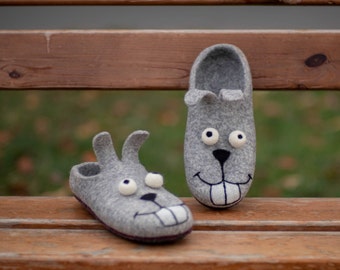 Slippers women Animals slippers Cute charm felted wool warm slippers Handmade house home eco shoes Rabbit bunnies slippers Gift for her mom