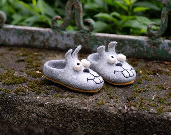 Childrens slippers Animal bunnies rabbits slippers Gift kids  Cute funny charm slippers  Gift for daughter son Cozy Eco friendly Baby shoes