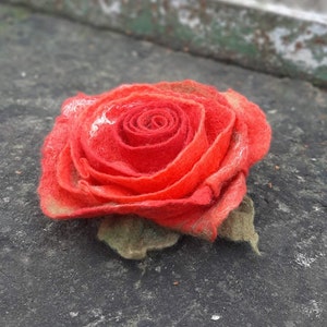 Felted woolen flower brooch Brooches 50th birthday gift Gift for her Gift mother Unique wife gift Accessories Merino wool Woolen rose Red