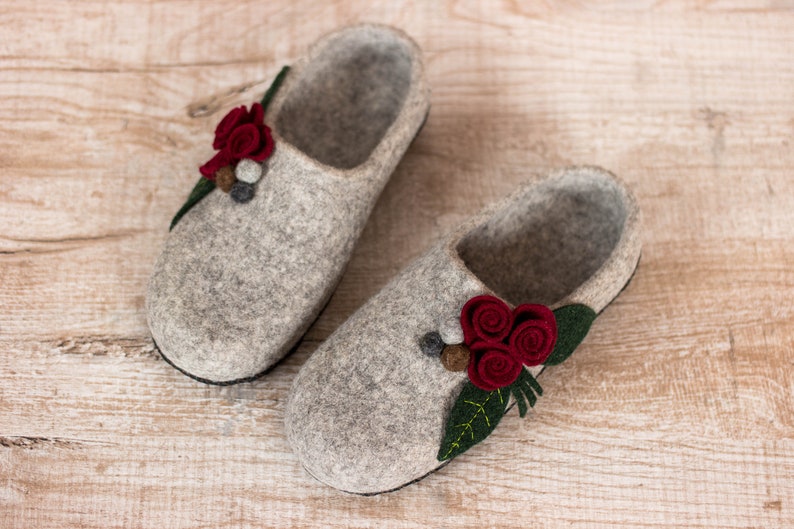 Grey felted wool slippers woolen clogs with felt flower great grandma gift felt slipper image 3