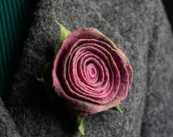 Handcrafted Merino Wool Purple Rose Brooch: Elegant Boho Floral Pin