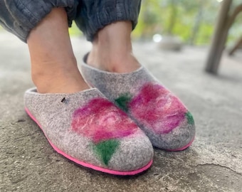 Handcrafted Wool Felted Slippers: Cozy Floral Soft Clogs