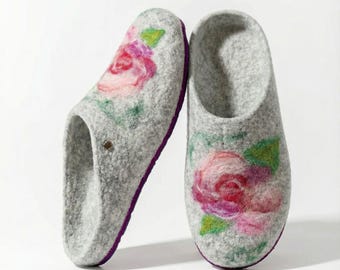 Custom Wool Felt Woomens Slippers: Gray Floral Design, Warm Indoor Shoes