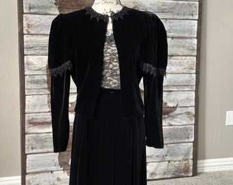 Vintage Jessica McClintock Victorian Style Dress Suit, Black Velvet Gothic Fit and Flare Skirt, Victorian Dress Coat, Witchy Victorian Lace