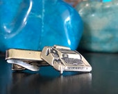 Vintage Typewriter Tie Tack, Lapel Pin, Robbins Co. Attleboro, Secretary Boss, Business Man, Vintage Men Accessories, Mid Century Secretary