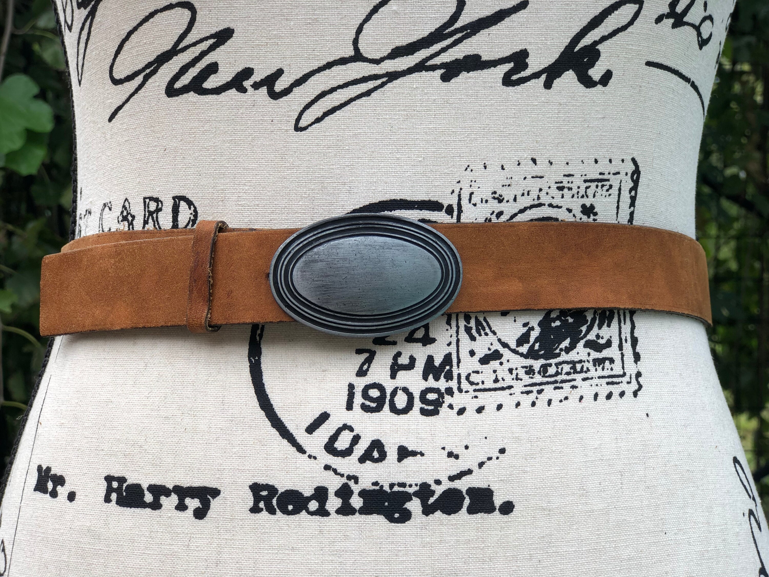 Vintage 80s Calvin Klein Leather Belt: Skinny Brown Belt  display picture 1
