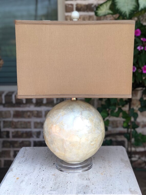 iridescent lamp base