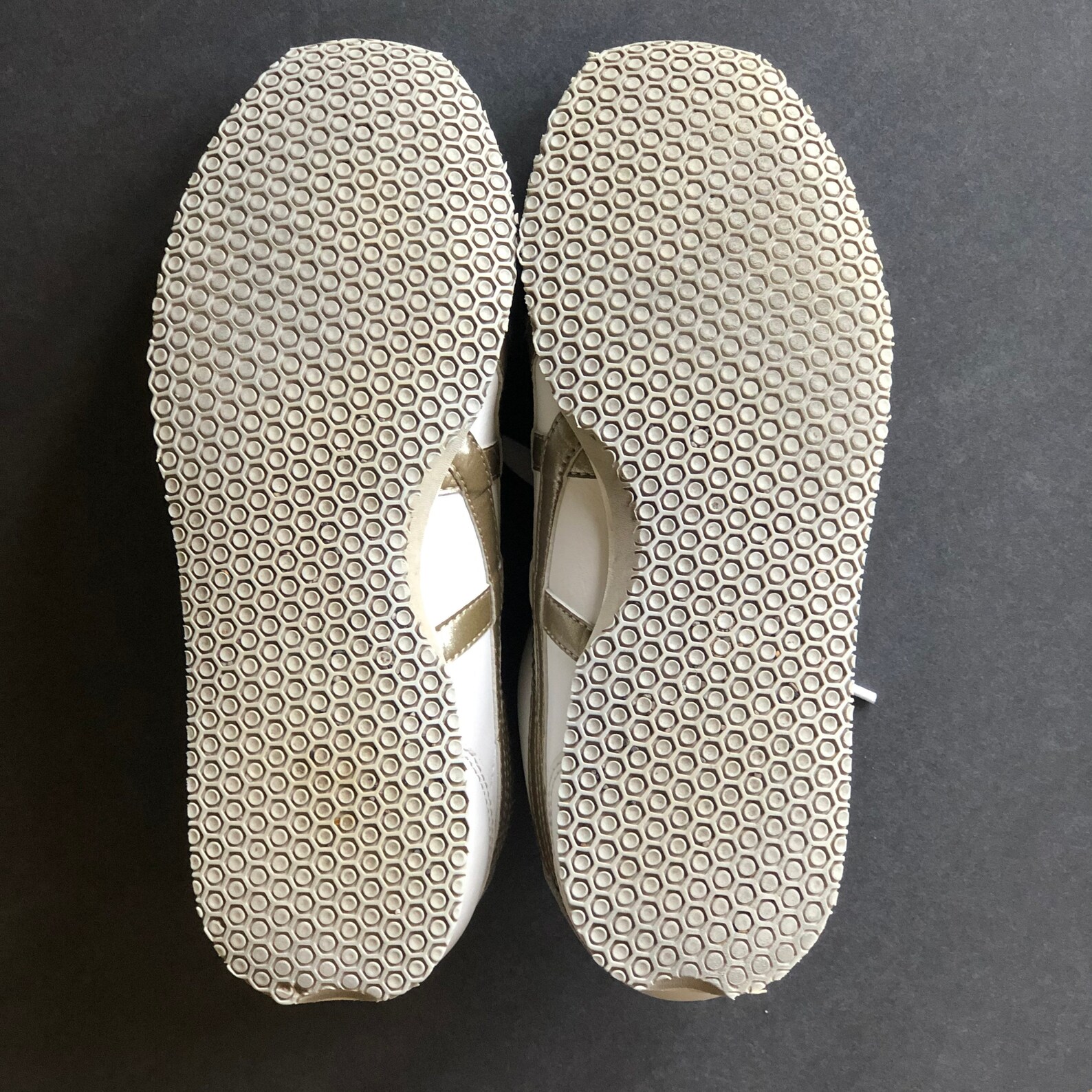 Asics Cheerleading Shoes 7.5 Vintage White Gold ASICS Retro Etsy