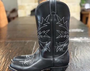 Classic High End Cowboy Boots in Black with White Stitching, Alberta Boots Women’s size 9B