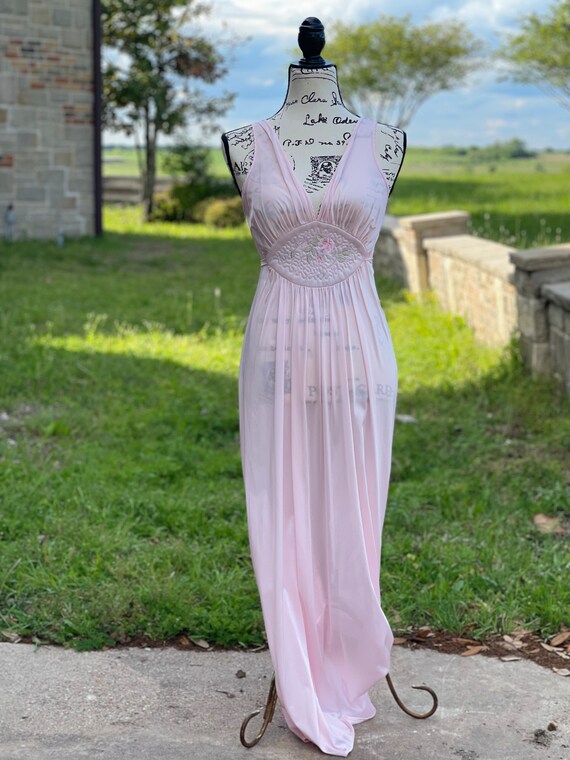 Vintage Pink Night Gown Robe, Old Hollywood Style… - image 2