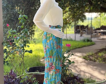 Turquoise High Waisted, Wide Leg Pants in Floral, Size S