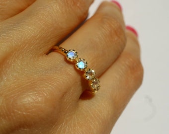 Gold Vermeil Regenbogen Mondstein Ring, Sterling Silber Mondstein Ring, Juni Birthstone Kristall Schmuck, Minimalistische Ringe für Frauen
