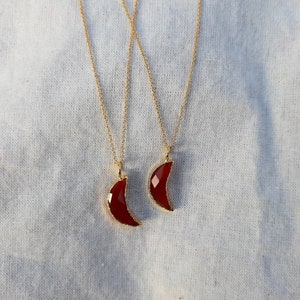 Crescent Carnelian Gold Filled Necklace, Crystal Carnelian Pendant, Silver Moon Necklace, Carnelian  August Birthstone Minimalist Jewelry