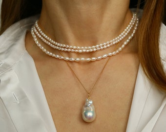Petit collier de perles d’eau douce, tour de cou délicat en perles de riz, collier de perles, cadeau de demoiselle d’honneur, cadeau de bijoux de mariée de mariage, brin de perles