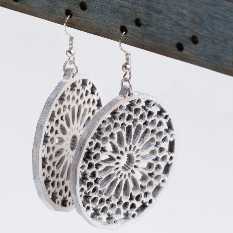 design ABQ001 Arabic style wooden earrings Ethnic Spiritual Wood cut earrings Hippie Boho Style Wisdom and Beauty earrings