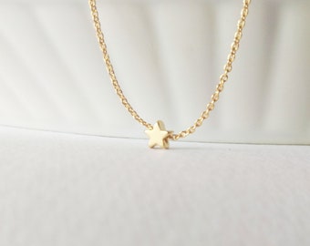 Gold Star Necklace- Dainty Star Necklace-Layered Necklace- Minimalist Jewelry- Birthday Gift- 14k Gold Filled Necklace- Modern, Elegant Gift