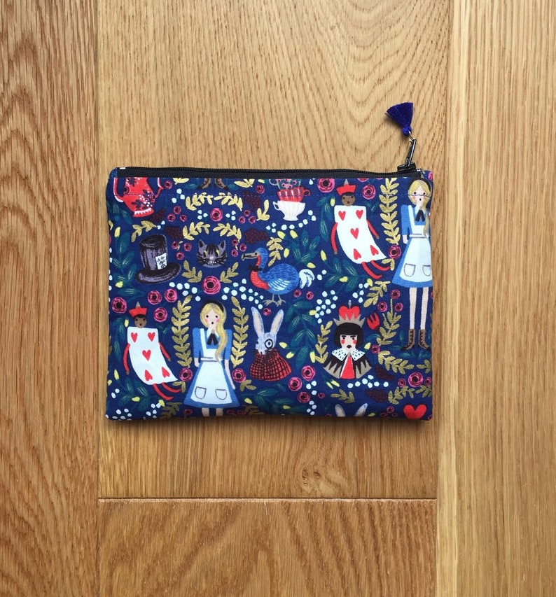 Collection Small Purse Coin Purse Free UK P/&P Rifle Paper Co. Navy Alice in Wonderland