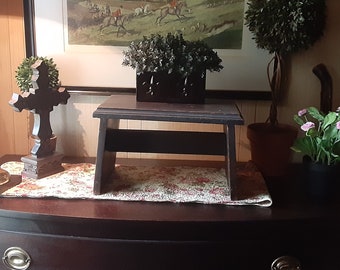Nice Small Vintage Wooden Step Stool Wood Bench Vintage Foot Stool Riser Plant Stand Vintage Plant Stand Home Decor Farmhouse Decor