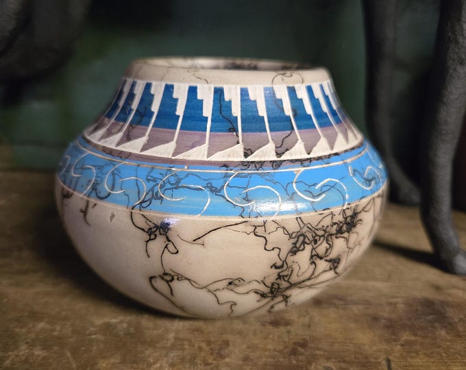 India Raku Vintage Signed George Vail Navajo Horsehair Porcelain Raku Pottery ...