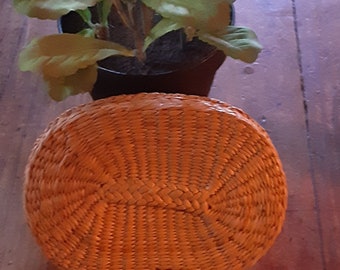 Small Hand-Woven Lidded Basket: Vintage Indian Style