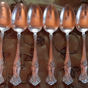 1847 Rogers Bros Grape Pattern {Set of 6} Large Vegetable Serving Spoons  Vintage Rogers Bros Silverplated Flatware Grape Pattern Serving