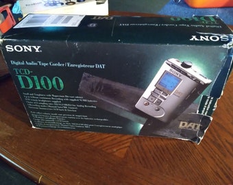 Sony TCD-D100 Portable DAT Walkman Recorder Player - Works - Preowned Original Box