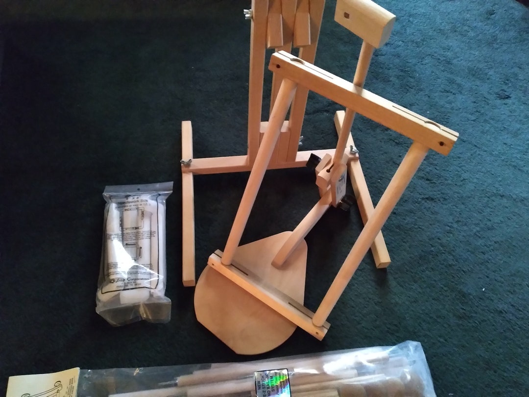 Frank Lundt Needlework Cross Stitch Stands Stitchers Delight EZ Stitch