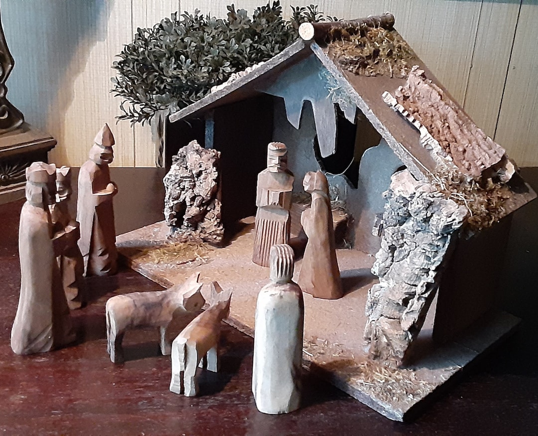 Vintage Hand Carved Wooden Nativity Scene With Stable (9 Piece Set) - Etsy