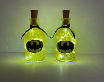 Batman lights. Batman lighted bottle. Batman lightup bottle. Batman gift.