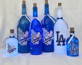 LA Dodgers lighted bottles.  Los Angeles Dodgers light up wine bottles. Dodgers gift. Dodgers Man Cave