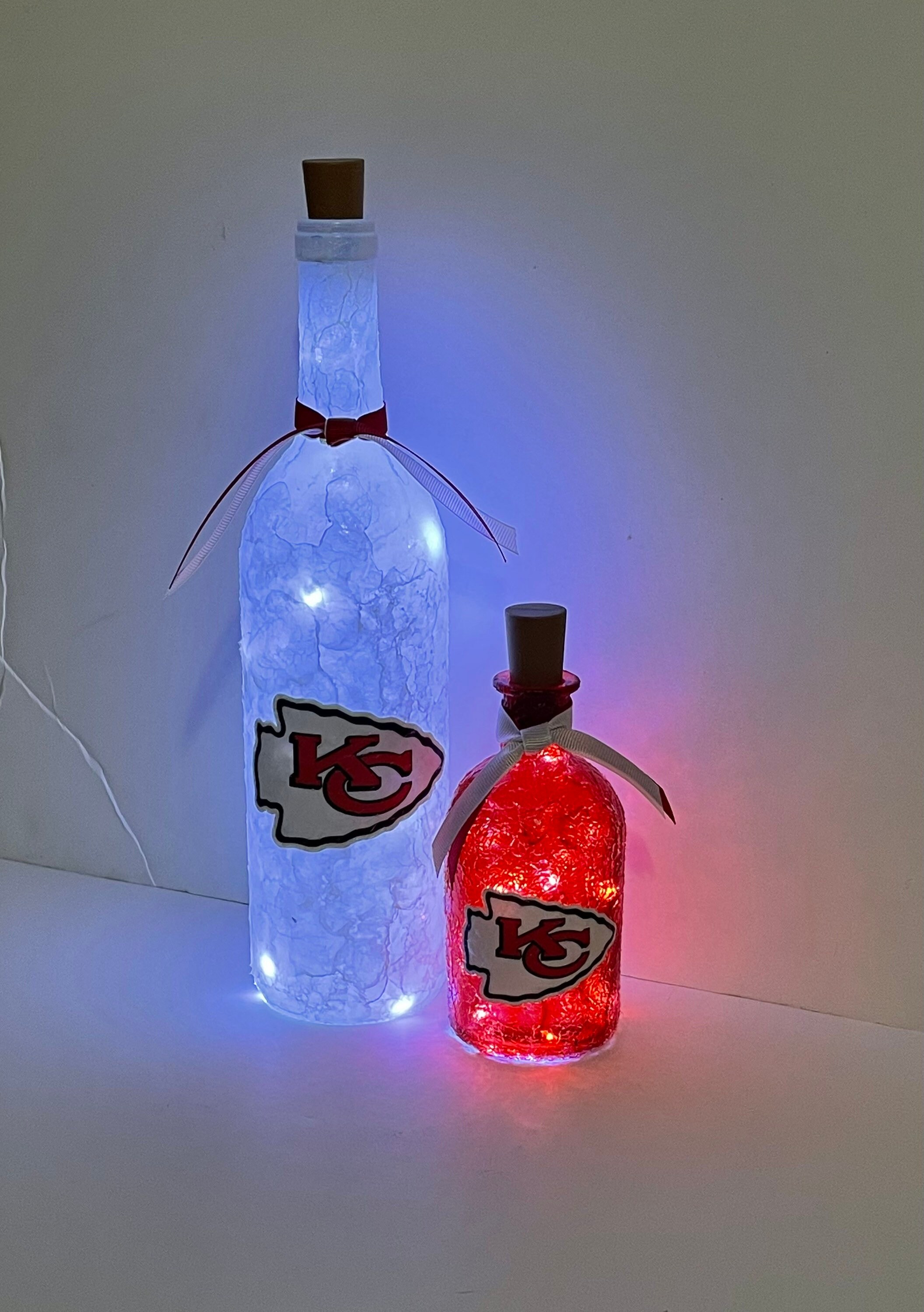 STL file Kansas City Chiefs WINE BOTTLE LIGHT・3D printing model to  download・Cults