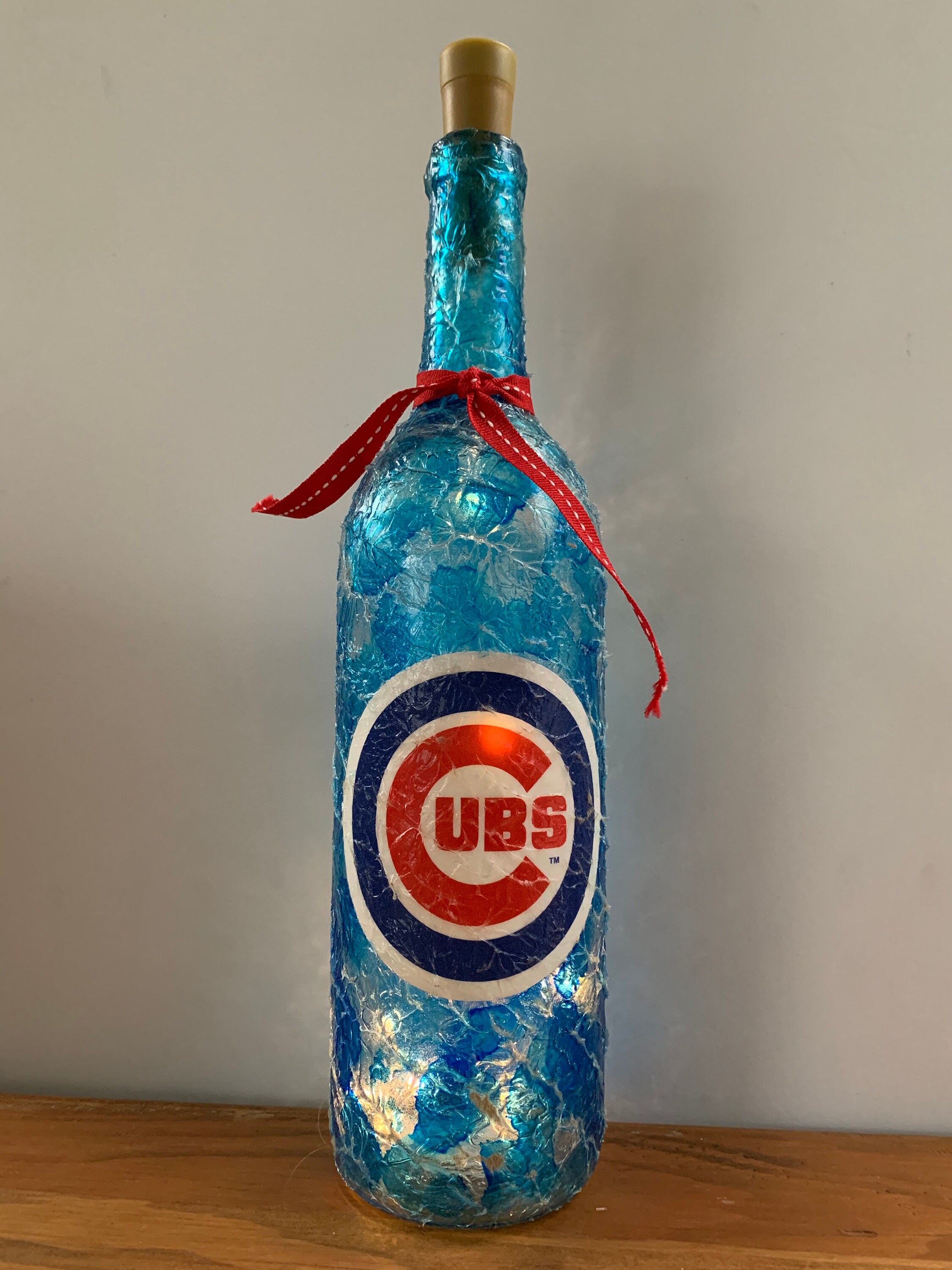 Chicago Cubs Lights. Chicago Cubs lighted bottles. Chicago Cubs gifts