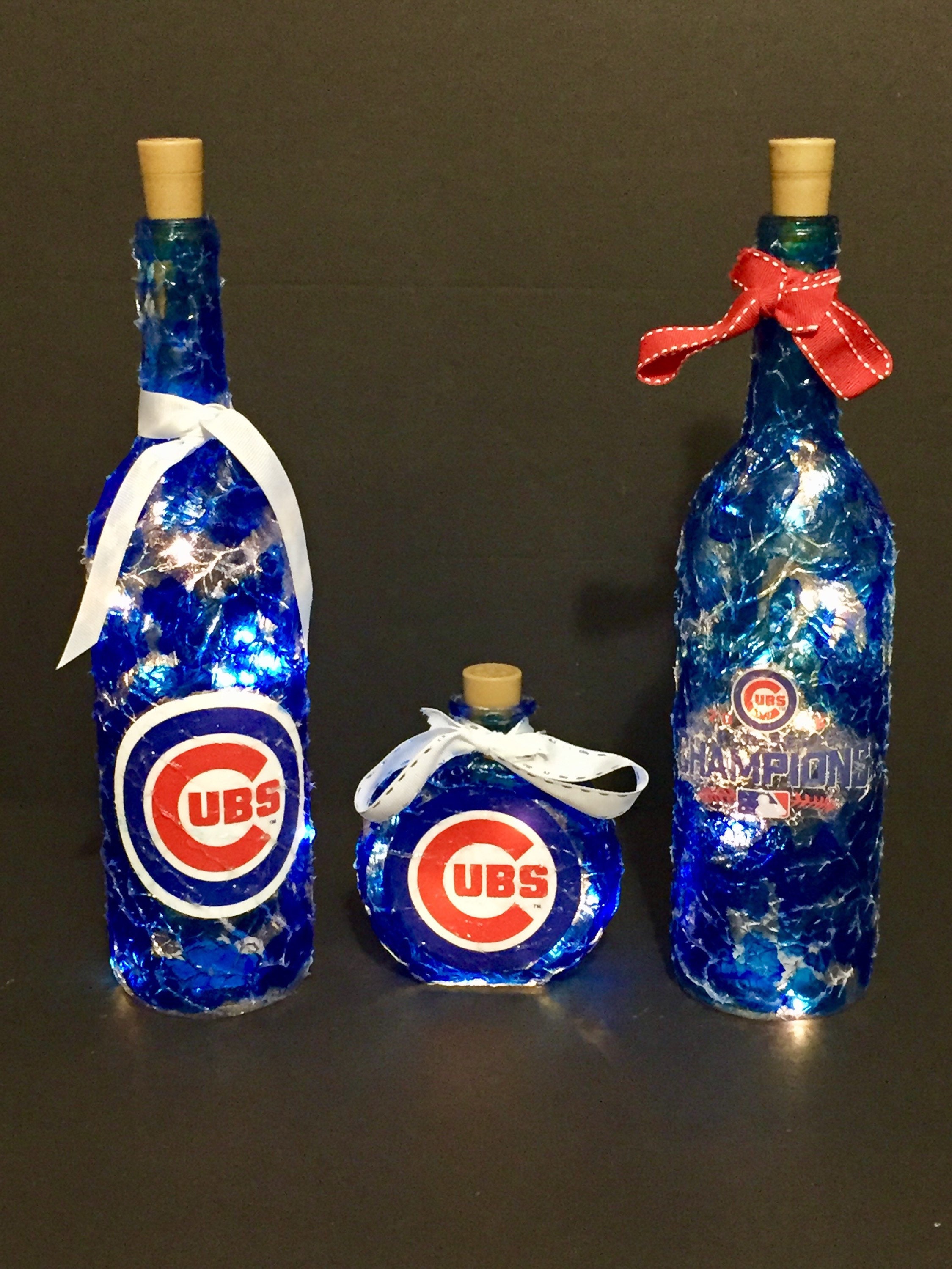 Chicago Cubs Lights. Chicago Cubs lighted bottles. Chicago Cubs gifts
